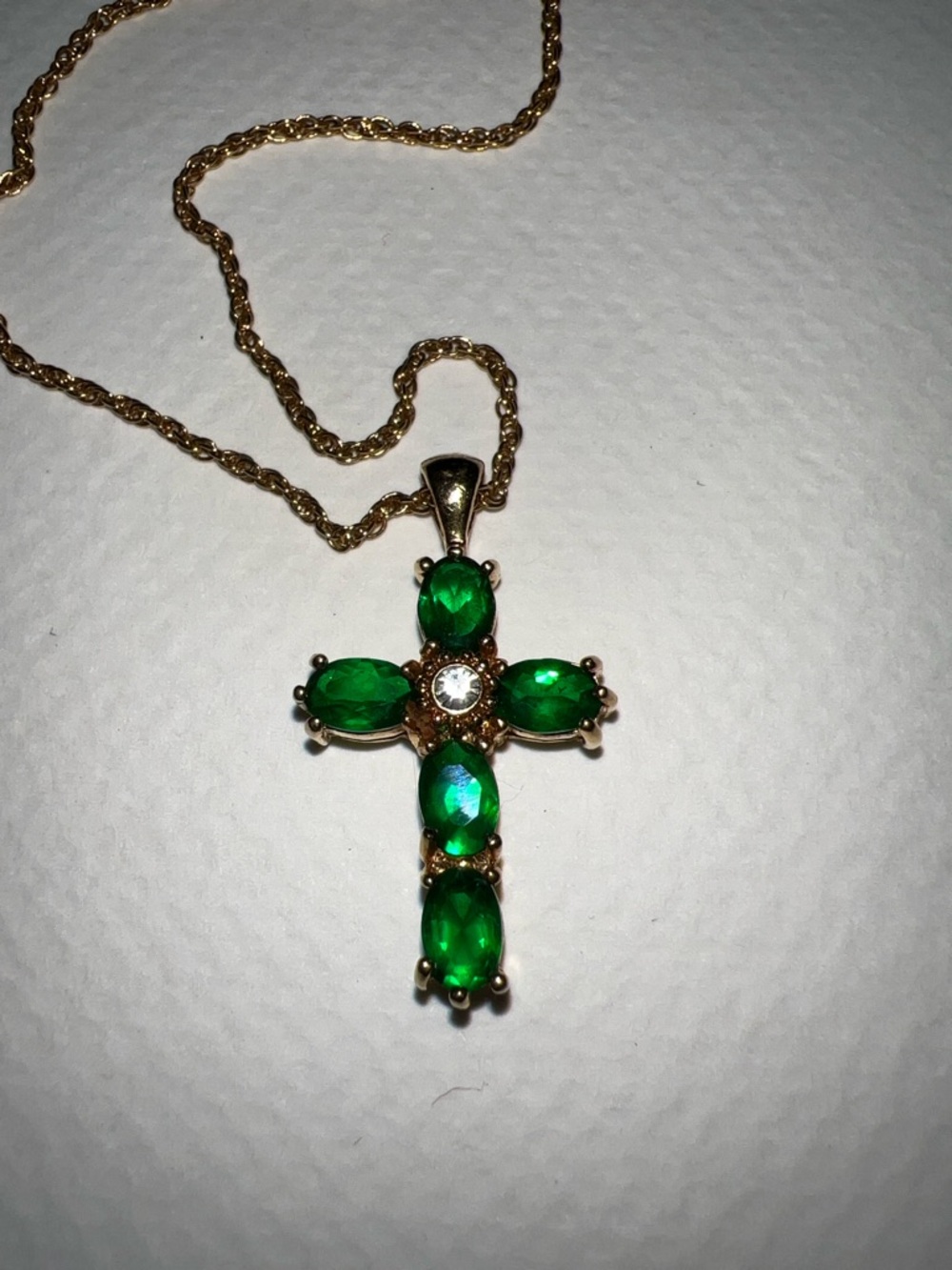 Avon ‘NR’ Gold-tone Cross Necklace with Green Gemstones - Picture 3 of 5